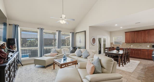 4-bedroom rental at 4929 Battle Lake St in Schertz, TX — photo 4