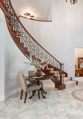 5-bedroom rental at 613 Saxet Trl in Spring Branch, TX — photo 4