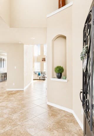 5-bedroom rental at 512 Saddle Pass in Cibolo, TX — photo 4