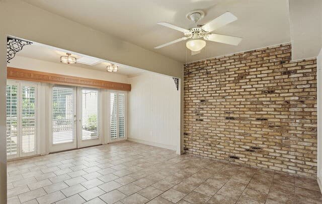 3-bedroom rental at 3807 E Songbird in San Antonio, TX — photo 4