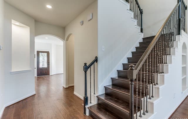 4-bedroom rental at 7823 Bluebird Haven in Selma, TX — photo 3