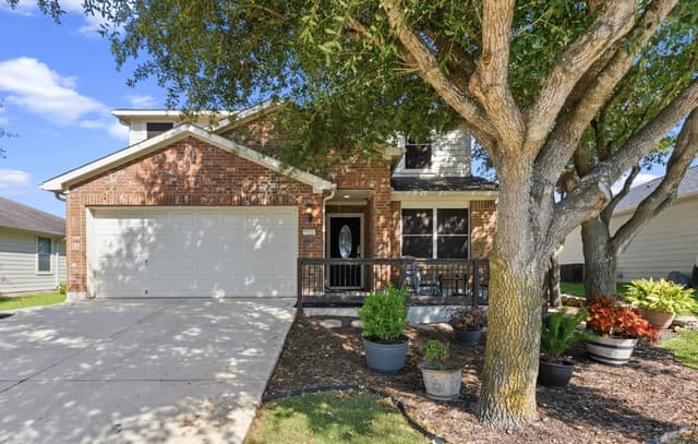 4-bedroom rental at 5532 Columbia Dr in Cibolo, TX — photo 1