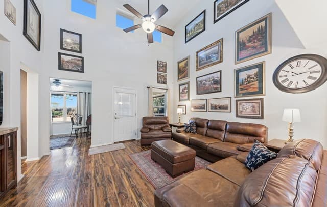 4-bedroom rental at 5532 Columbia Dr in Cibolo, TX — photo 5