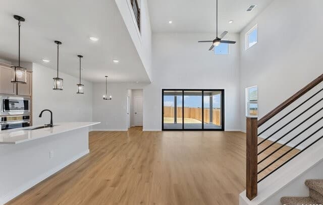 4-bedroom rental at 17143 Elder Walnut Drive in Elmendorf, TX — photo 1