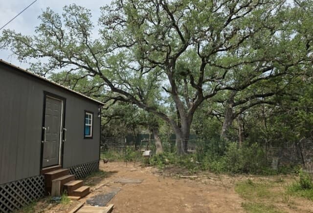 1-bedroom rental at 154 Grandview Cir in Bandera, TX — photo 1