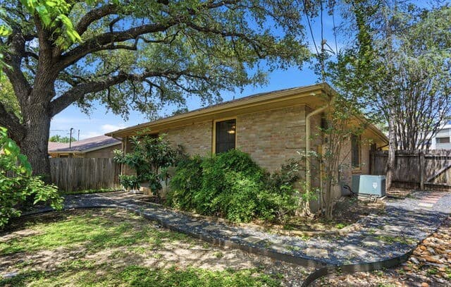 3-bedroom home for sale at 111 Pike Rd in San Antonio TX