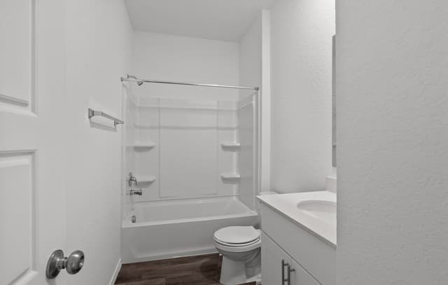 5-bedroom rental at 317 Jersey Lane in Boerne, TX — photo 5