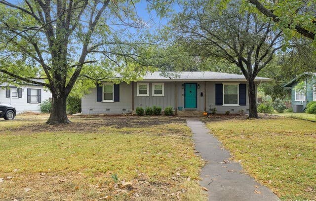 3-bedroom rental at 352 Larchmont Dr in San Antonio, TX — photo 4