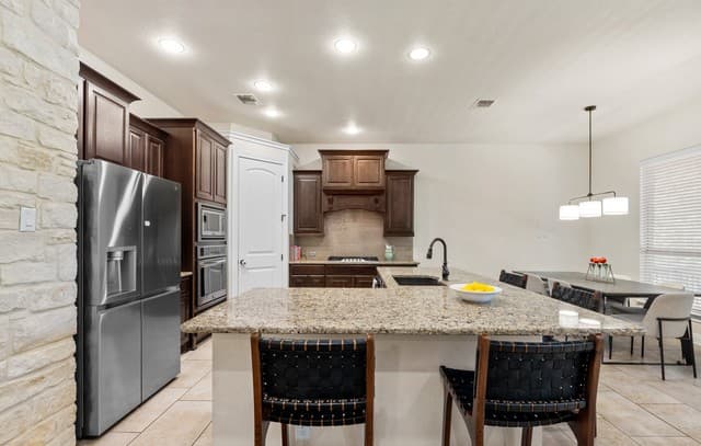 4-bedroom rental at 26938 Millstone CV in Boerne, TX — photo 3