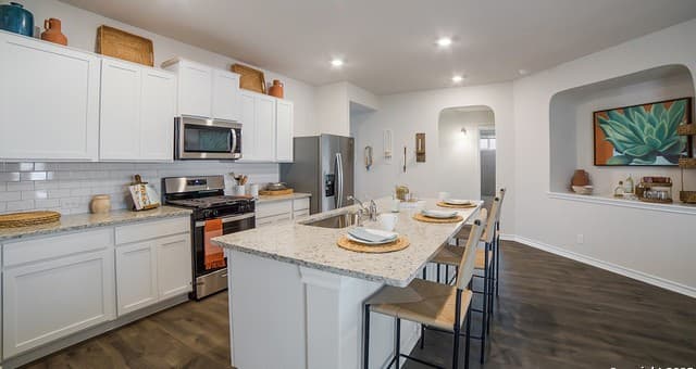 Home for sale at 134 Double L Drive in Comfort, TX — photo 5