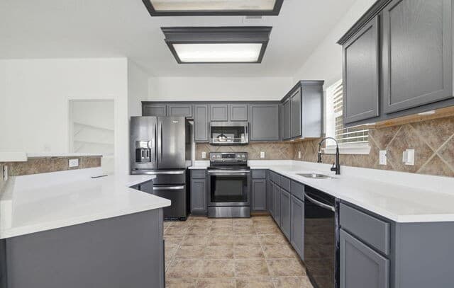 4-bedroom rental at 113 Earhart Ln in Cibolo, TX — photo 2