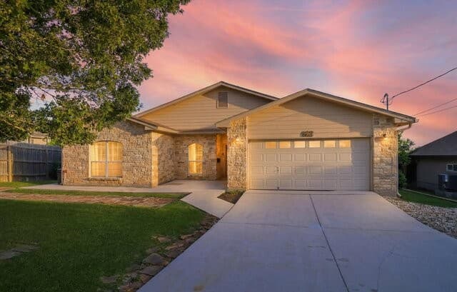 3-bedroom rental at 7803 Alton Blvd in Selma, TX — photo 1