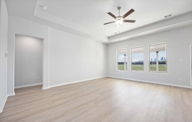 4-bedroom rental at 1538 Vista View Drive in Pleasanton, TX — photo 5