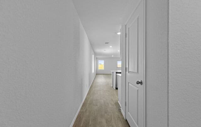 3-bedroom rental at 16035 Mahogany Way in Elmendorf, TX — photo 3