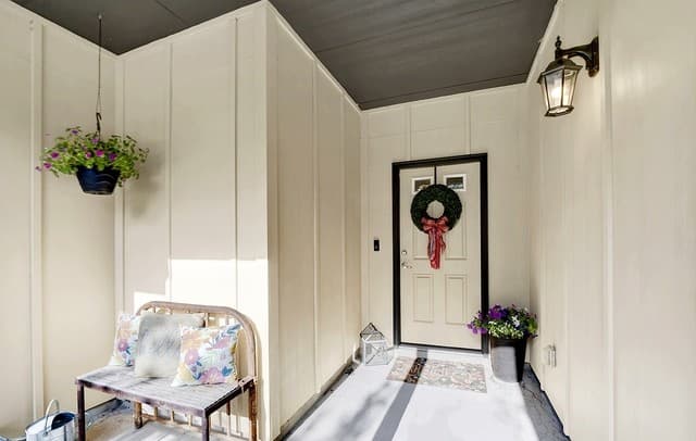 3-bedroom rental at 109 Grandview in Floresville, TX — photo 5