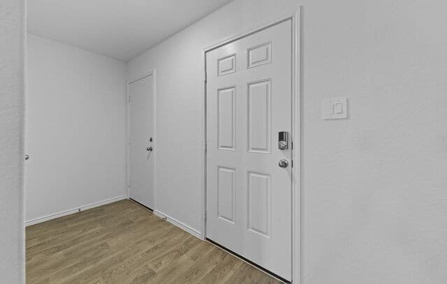 3-bedroom rental at 16059 Mahogany Way in Elmendorf, TX — photo 3