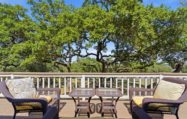 3-bedroom rental at 28337 Leslie Pfeiffer Dr in Boerne, TX — photo 5