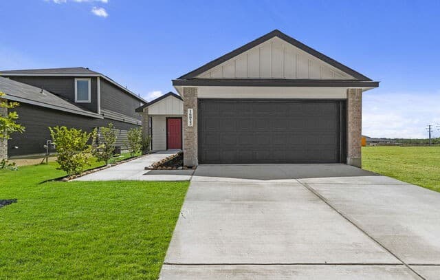 4-bedroom home for sale at 16023 Mahogany Way in Elmendorf TX