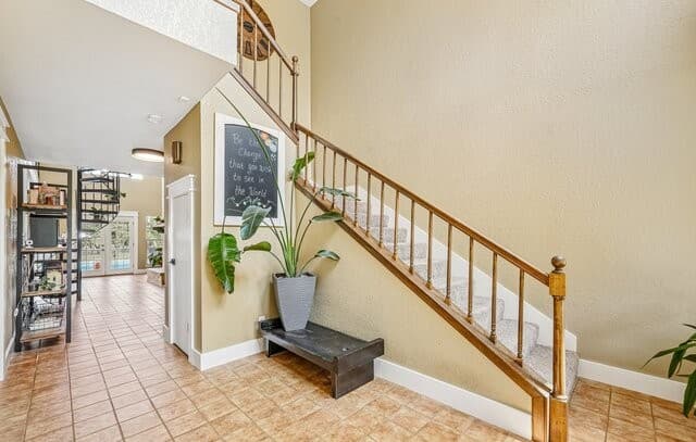 4-bedroom rental at 1922 Virginia Ln in Floresville, TX — photo 2