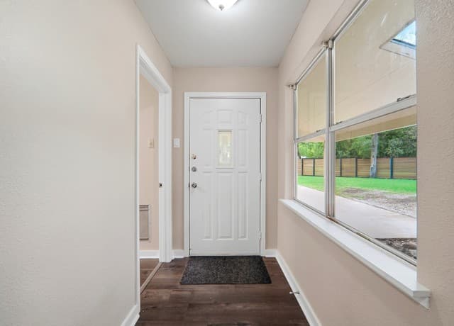 Home for sale at 19214 Grey Forest in Helotes, TX — photo 3