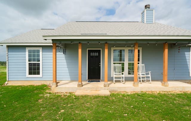 Home for sale at 2948 Fm 1922 in Floresville, TX — photo 2
