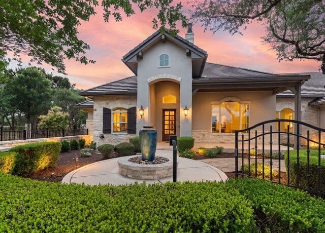 5-bedroom rental at 8 Winged Foot in Boerne, TX — photo 3