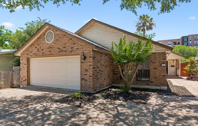 Home for sale at 106 Hiler in San Antonio, TX — photo 3