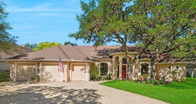 3-bedroom rental at 29627 Fairview Pl in Fair Oaks Ranch, TX — photo 1