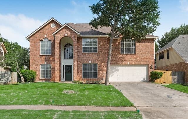 5-bedroom rental at 125 Brush Trail Bnd in Cibolo, TX — photo 1