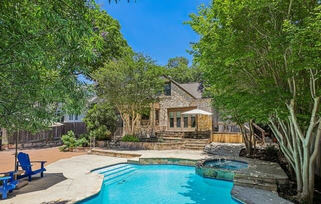 4-bedroom rental at 248 Rosemary Ave in Alamo Heights, TX — photo 1