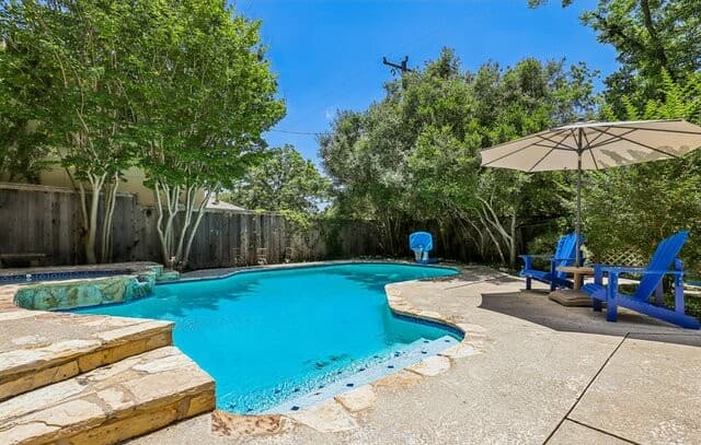 4-bedroom rental at 248 Rosemary Ave in Alamo Heights, TX — photo 5