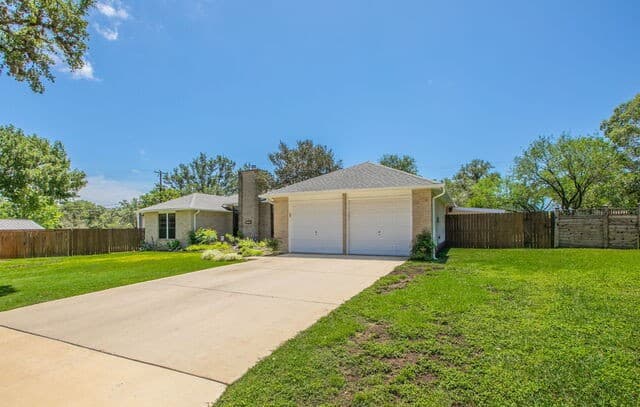 4-bedroom rental at 3010 View Oak in San Antonio, TX — photo 2