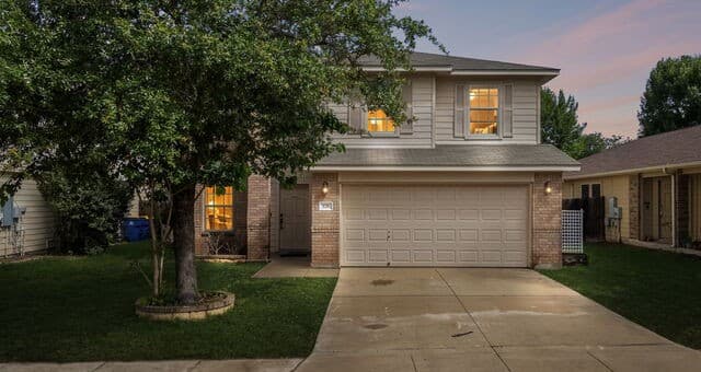 3-bedroom home for sale at 328 Wagon Wheel Way in Cibolo TX