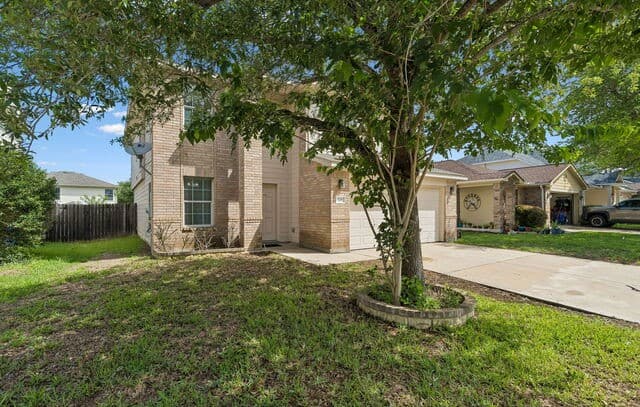 Home for sale at 328 Wagon Wheel Way in Cibolo, TX — photo 4