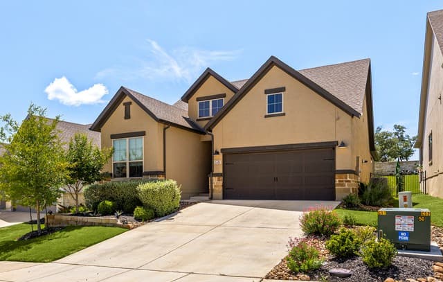 2-bedroom rental at 140 Sentido in Boerne, TX — photo 2