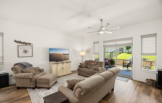 2-bedroom rental at 140 Sentido in Boerne, TX — photo 5