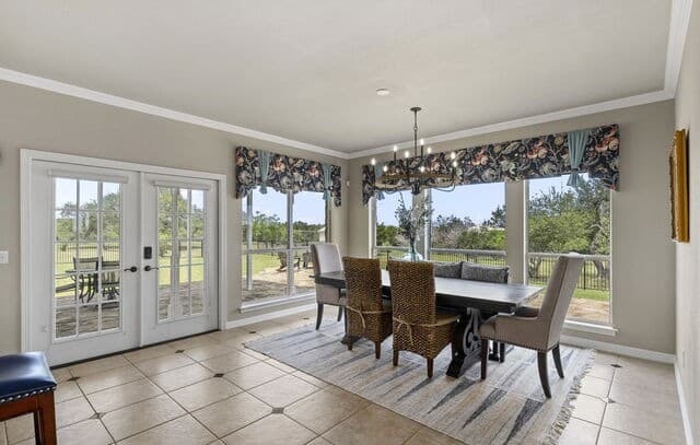 4-bedroom rental at 301 Mexican Hat in Spring Branch, TX — photo 5