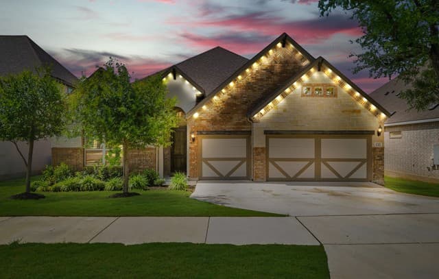 4-bedroom home for sale at 122 Huntwick in San Antonio TX