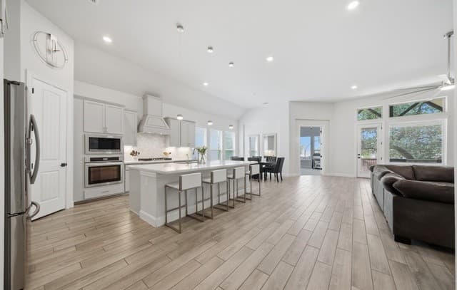 Home for sale at 122 Huntwick in San Antonio, TX — photo 4