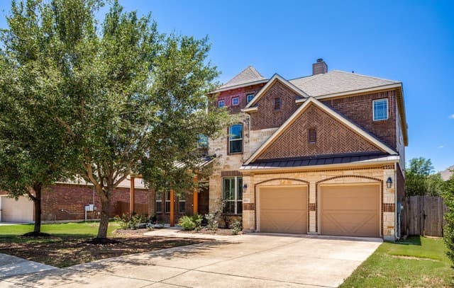 4-bedroom rental at 8263 Mystic Chase in Boerne, TX — photo 1