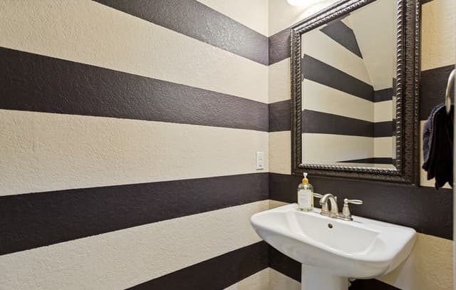 4-bedroom rental at 8263 Mystic Chase in Boerne, TX — photo 5