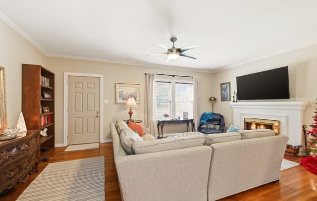 3-bedroom rental at 237 Thorain Blvd in San Antonio, TX — photo 5