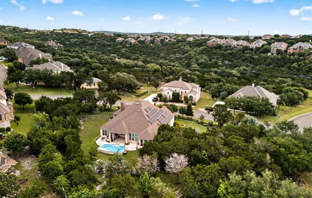 5-bedroom rental at 13207 Trotting Path in Helotes, TX — photo 1