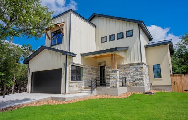 3-bedroom rental at 1455 Cedar Grove Trl in Spring Branch, TX — photo 2