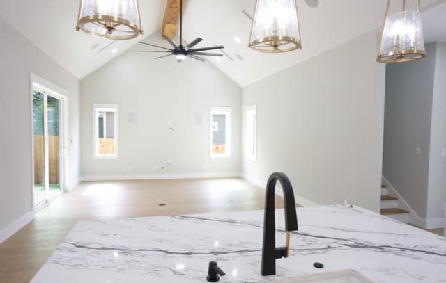 3-bedroom rental at 1455 Cedar Grove Trl in Spring Branch, TX — photo 5