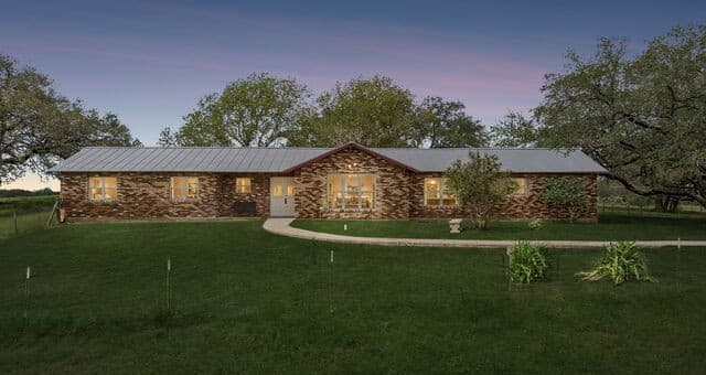 4-bedroom rental at 6603 Fm 2579 in Floresville, TX — photo 1