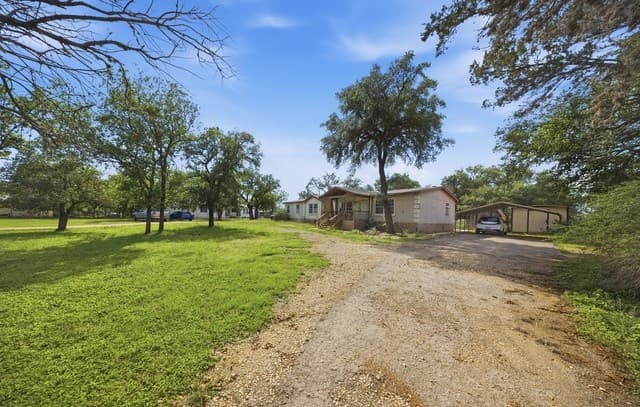 4-bedroom home for sale at 357 Dallas St in Bandera TX