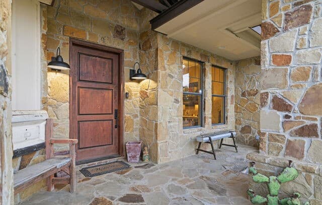 3-bedroom rental at 204 Seewald Rd in Boerne, TX — photo 5
