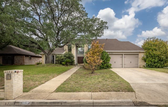 4-bedroom rental at 9102 Serene Creek Dr in San Antonio, TX — photo 1