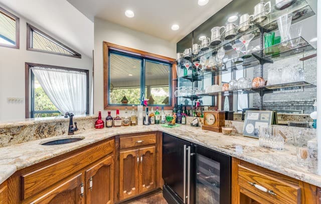 3-bedroom rental at 122 Cliffdwellers Path in Boerne, TX — photo 4